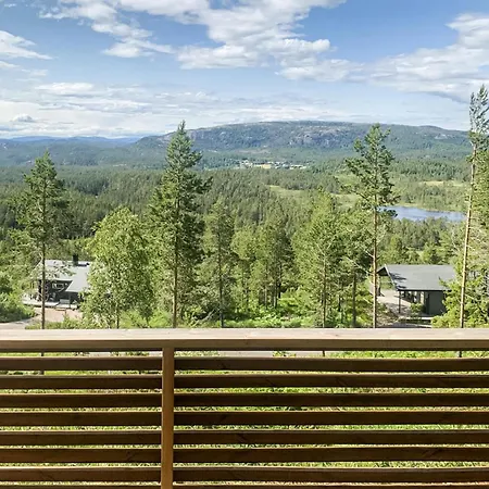 Beautiful In With House A Mountain View